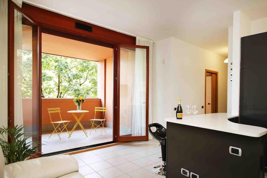 Bellissimo Bilocale Con Terrazzo Apartment Milan Exterior photo